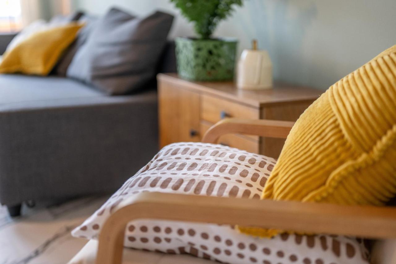 Wohlfuehlwohnung Mit 25 Qm Terrasse, Netflix Кобленц Экстерьер фото