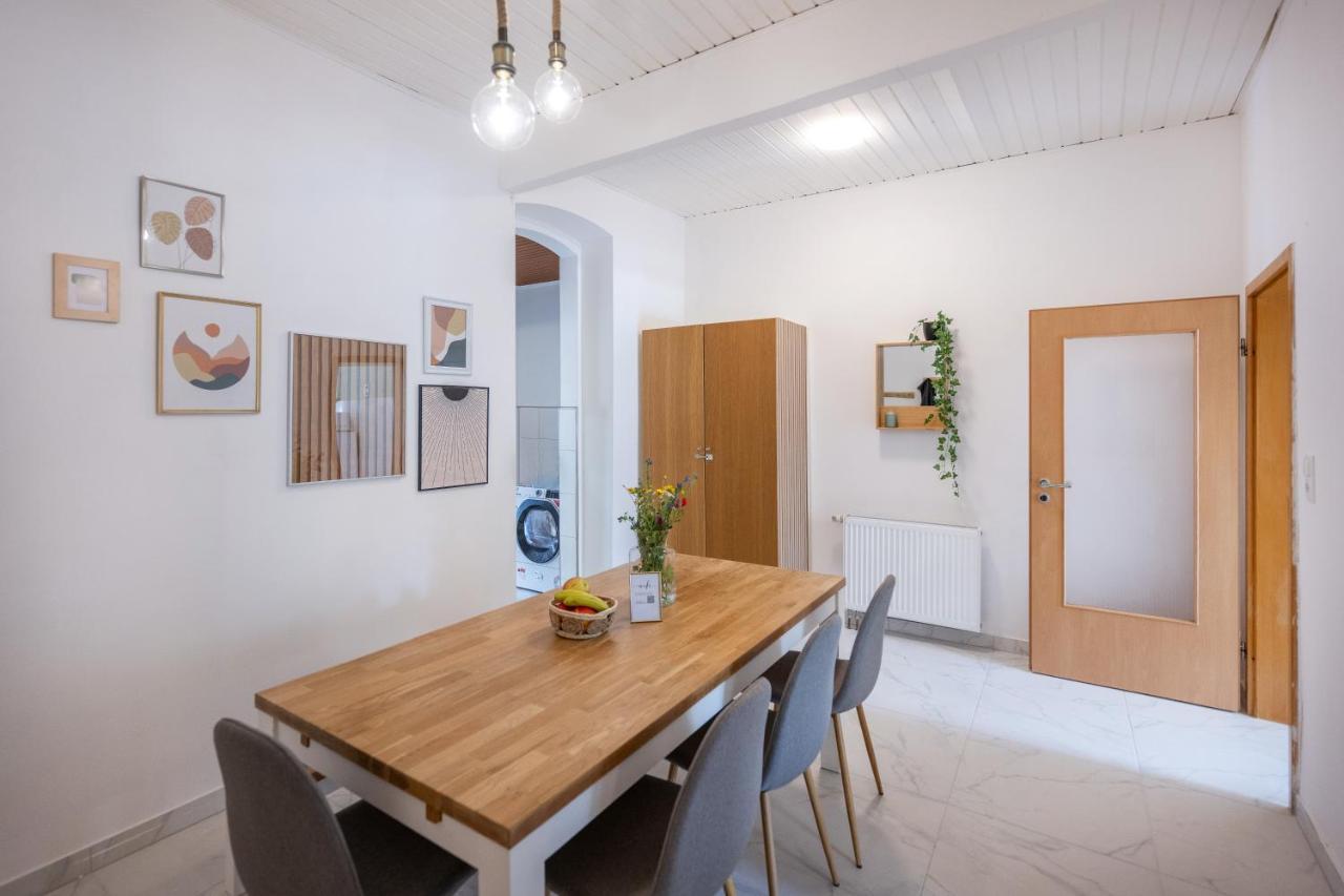 Wohlfuehlwohnung Mit 25 Qm Terrasse, Netflix Кобленц Экстерьер фото